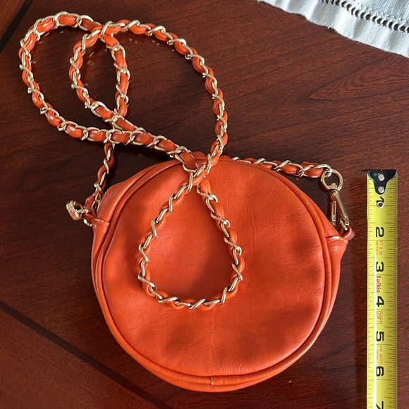 Party Purse 👜 Orange 🍊 and Gold 💛Nine West - vintage piece - Picture 4 of 7
